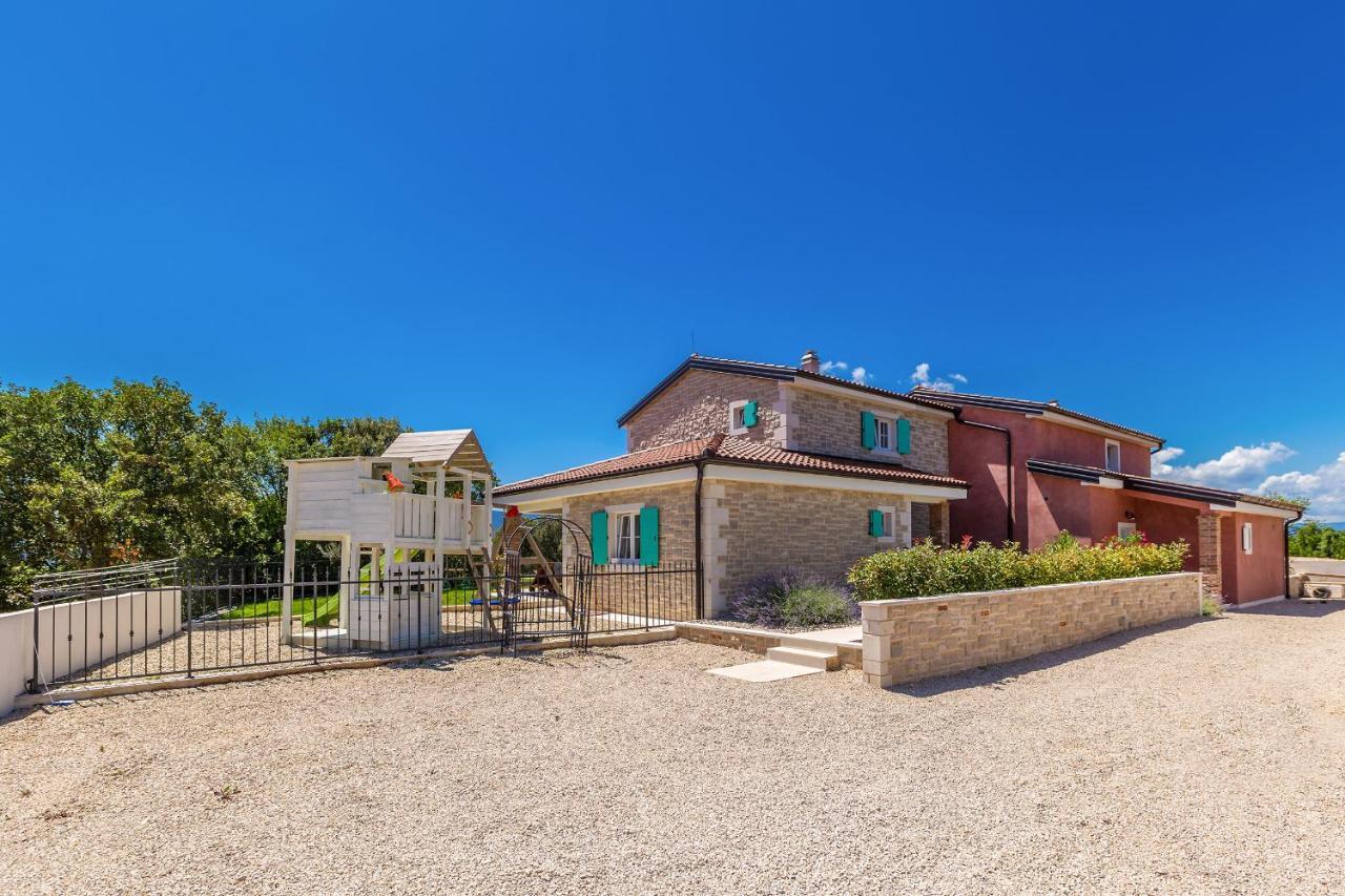 Holiday House Chiara Vrh  Esterno foto