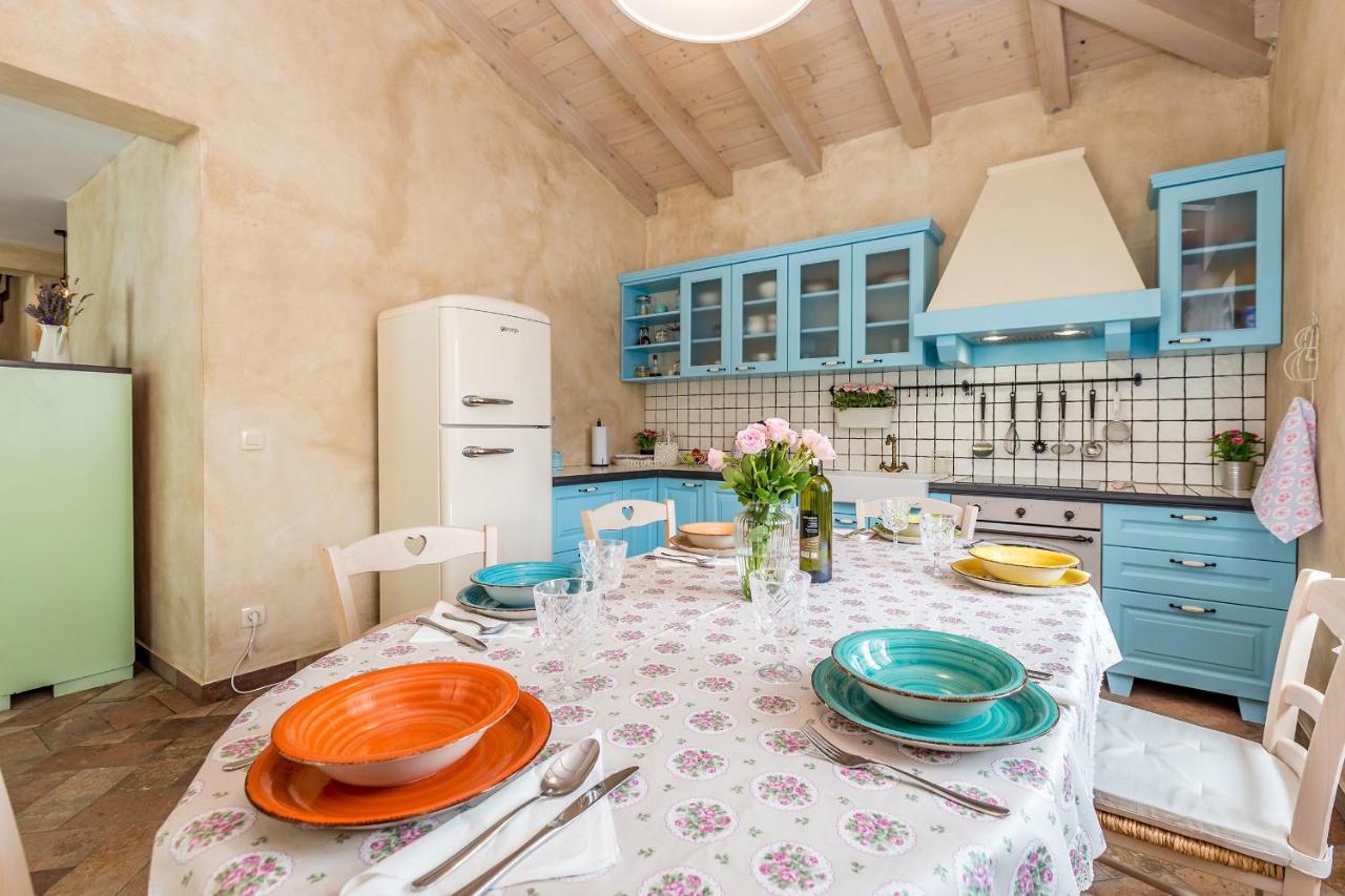Holiday House Chiara Vrh  Esterno foto